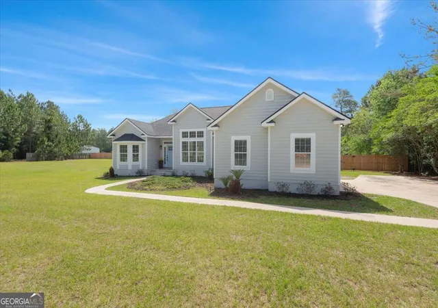 Homes for sale in Waverly, GA | 2657 Horseshoe Cvs, Waverly, GA 31565 | MLS# 10769335