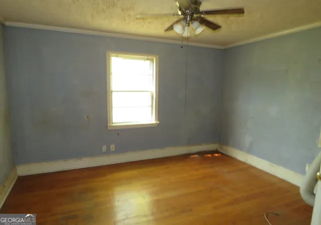 11th image of 328 Taylor St, Barnesville, GA 30204 | MLS# 10828281