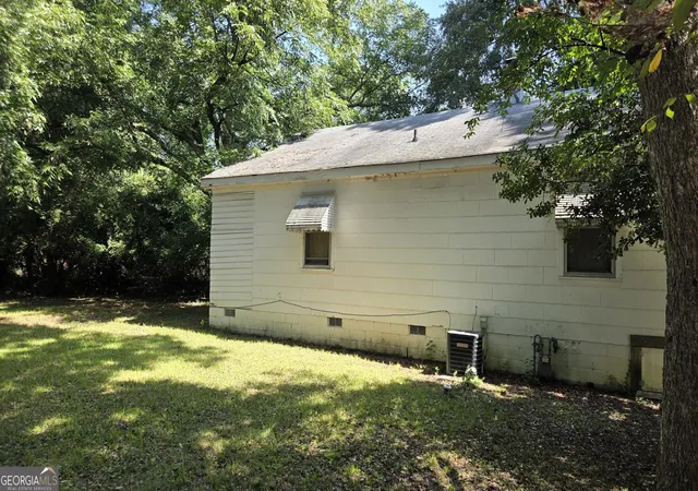 Photo 2 of Single family home for sale at 150 Mimosa Dr, Athens, GA 30605 | MLS# 10825275 | Listing updated on 2026-08-27