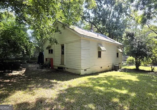 Photo 3 of Single family home for sale at 150 Mimosa Dr, Athens, GA 30605 | MLS# 10825275 | Listing updated on 2026-08-27