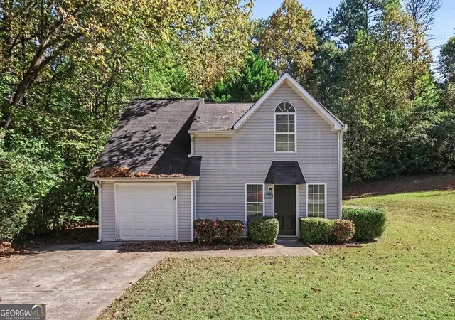 Photo 1 of Single family home for sale at 7077 Stonecreek Dr, Douglasville, GA 30134 | MLS# 10878432 | Listing updated on 2026-10-23