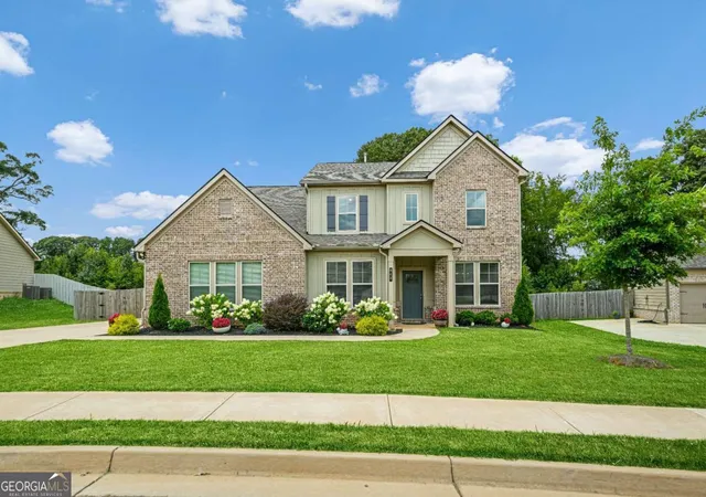 Single family home for sale at 842 Orwell Dr, Stockbridge, GA 30281 | MLS# 10811558