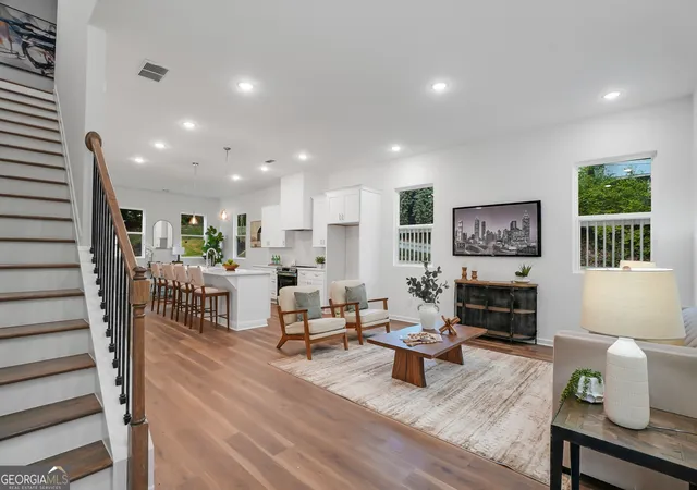 5th image of 1804 Charles Pl Nw, Atlanta, GA 30318 | MLS# 10796255