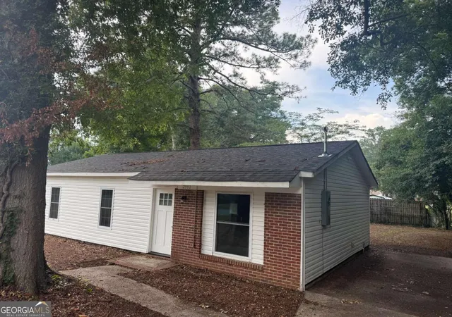 2nd image of 2991 Deeb Dr, Macon, GA 31206 | MLS# 10806819