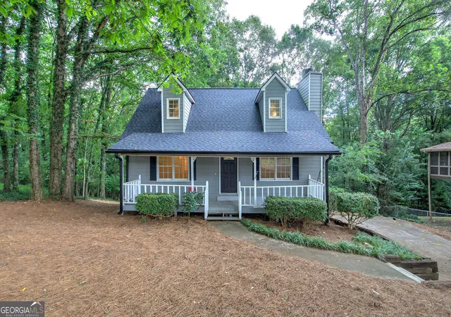 Photo 1 of Single family home for sale at 530 Cove Rd, Canton, GA 30114 | MLS# 10826471 | Listing updated on 2026-10-09