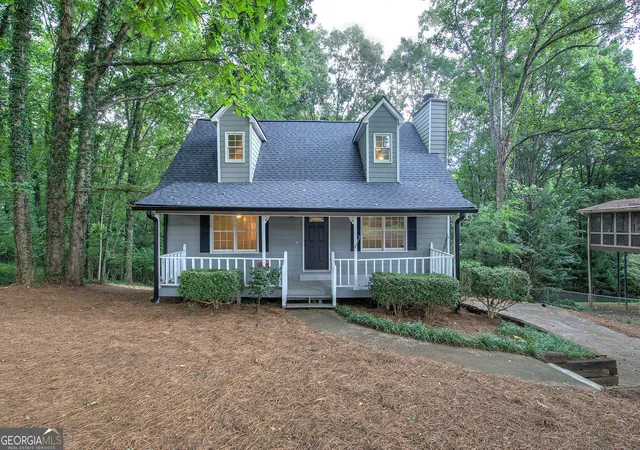 Photo 2 of Single family home for sale at 530 Cove Rd, Canton, GA 30114 | MLS# 10826471 | Listing updated on 2026-10-09