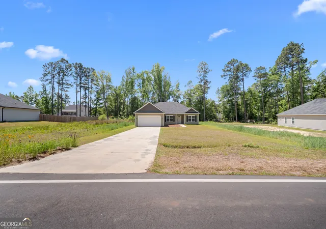 24th image of 212 Camelia Dr, Sylvania, GA 30467 | MLS# 10758489