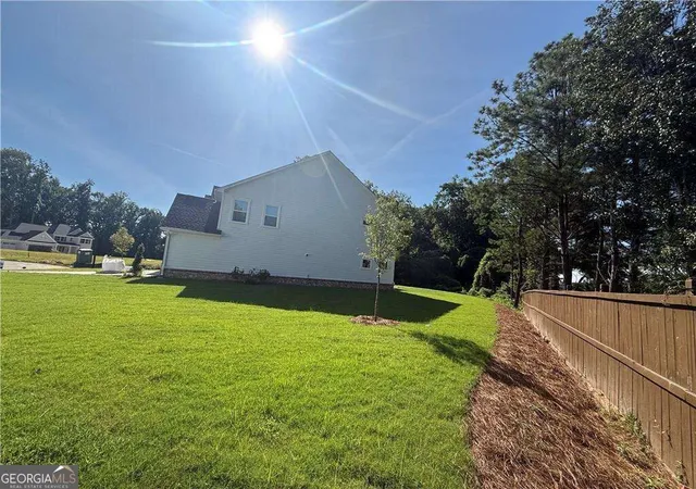 Photo 4 of Single family home for sale at 4835 Rosarian Dr, Cumming, GA 30040 | MLS# 10830915 | Listing updated on 2026-10-07