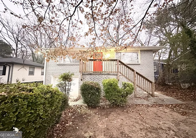 2nd image of 320 Brooks Ave Sw, Atlanta, GA 30310 | MLS# 10456996