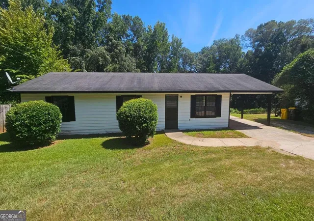 Single family home for sale at 474 W Main St, Forsyth, GA 31029 | MLS# 10826661