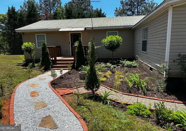 Photo 2 of Manufactured home for sale at 153 Heavens Way, Royston, GA 30662 | MLS# 10757276 | Listing updated on 2026-08-05