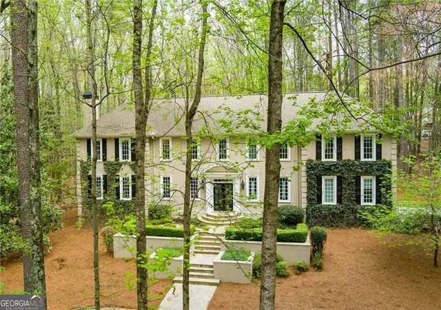 Photo 3 of Single family home for sale at 2755 Mack Dobbs Rd, Kennesaw, GA 30152 | MLS# 10737727 | Listing updated on 2026-05-05