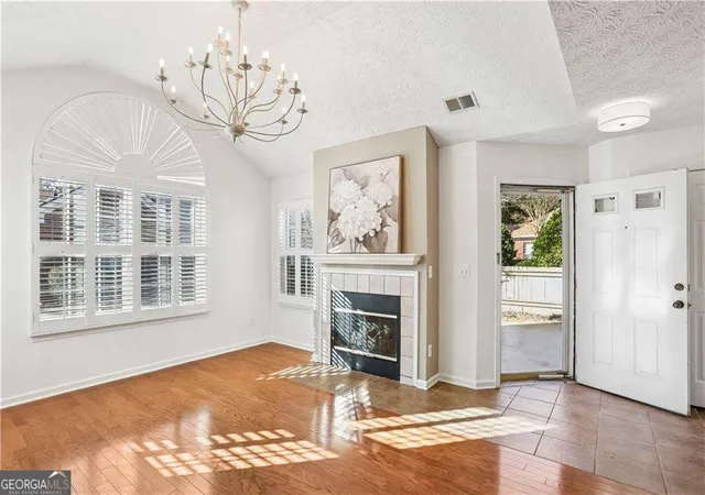 3rd image of 3712 Vineyards Lake Cir, Kennesaw, GA 30144