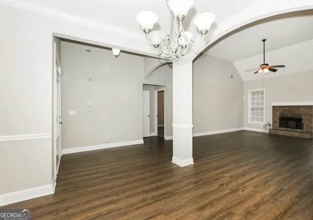 Photo 3 of Single family home for sale at 140 King Richard Dr, Griffin, GA 30223 | MLS# 10818967 | Listing updated on 2026-09-06