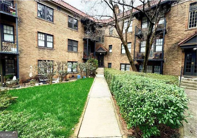 Photo 2 of Condo for sale at 677 Somerset Ter Ne #4C, Atlanta, GA 30306 | MLS# 10771663 | Listing updated on 2026-08-24