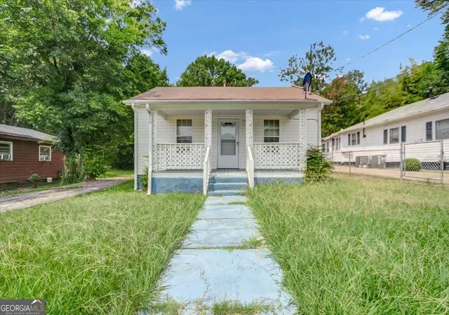 3rd image of 212 Sw Nixon Ave Sw, Rome, GA 30161 | MLS# 10816826