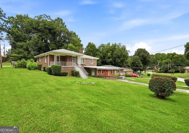 Photo 16 of Sale Pending at 210 Aaron St Nw, Atlanta, GA 30314 | MLS# 10805036 | Listing updated on 2026-08-27