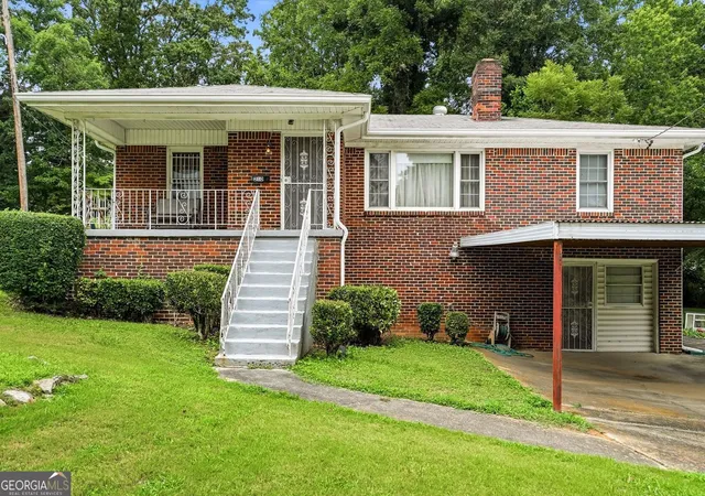 Photo 1 of Sale Pending at 210 Aaron St Nw, Atlanta, GA 30314 | MLS# 10805036 | Listing updated on 2026-08-27