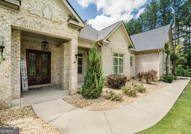 Photo 1 of Mansion for sale at 115 Browning Ct, Fayetteville, GA 30214 | MLS# 10813494 | Listing updated on 2026-09-12