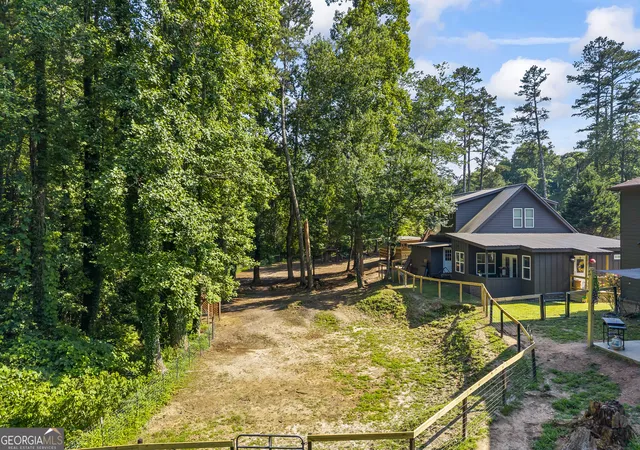 Photo 3 of Single family home for sale at 9315 Meadowbrook Dr, Gainesville, GA 30506 | MLS# 10770757 | Listing updated on 2026-08-09