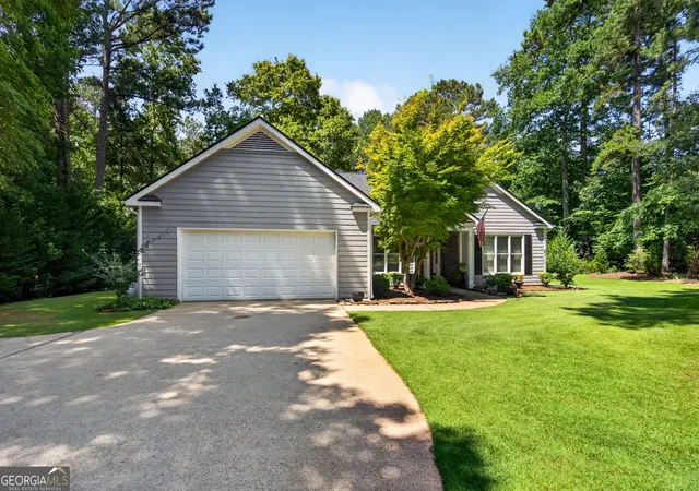 Photo 4 of Sale Pending at 101 Northshore Dr, Lagrange, GA 30240 | MLS# 10829029 | Listing updated on 2026-08-24