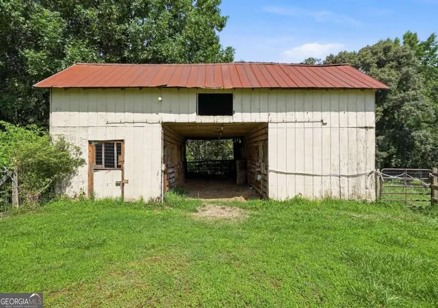 Photo 2 of Land for sale at 1900 Redd Rd, Milton, GA 30004 | MLS# 10822577 | Listing updated on 2026-09-26