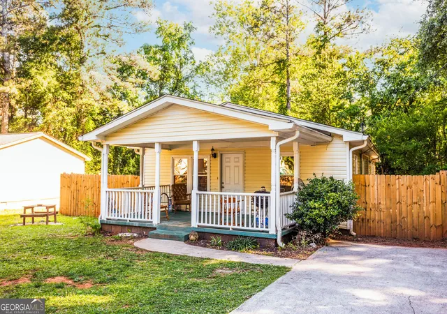 3rd image of 521 Green St, Monroe, GA 30655 | MLS# 10782079