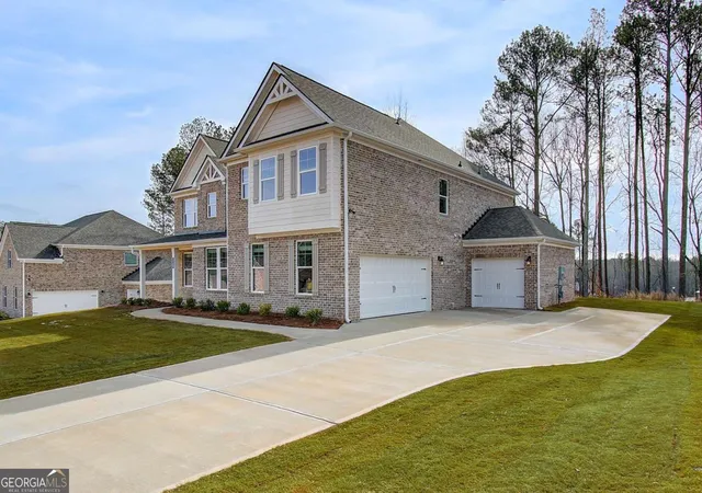 3rd image of 225 Delta Dr, Mcdonough, GA 30253 | MLS# 10774968