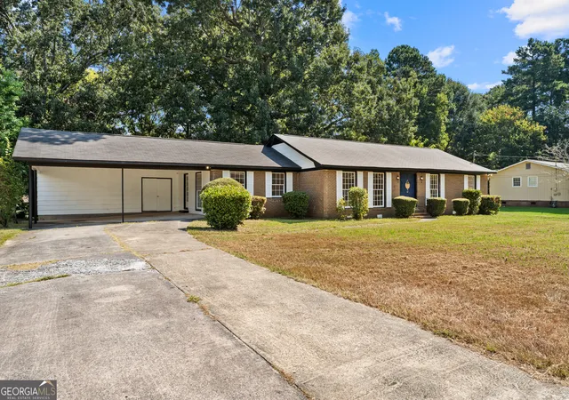 Photo 2 of Single family home for sale at 3143 Clairmont Ave, Macon, GA 31204 | MLS# 10833301 | Listing updated on 2026-09-15