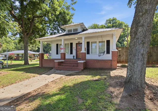 Photo 3 of Single family home for sale at 791 Park Ave Se, Lindale, GA 30147 | MLS# 10830062 | Listing updated on 2026-09-22