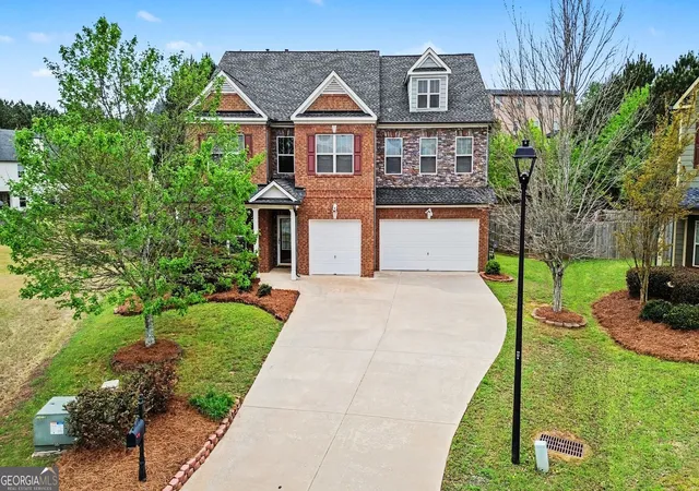 Photo 3 of Single family home for sale at 3769 Lake Haven Wy, Atlanta, GA 30349 | MLS# 10730110 | Listing updated on 2026-10-01