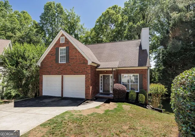 Photo 1 of Single family home for sale at 4704 Vineyard Ct Se, Smyrna, GA 30082 | MLS# 10768446 | Listing updated on 2026-08-04