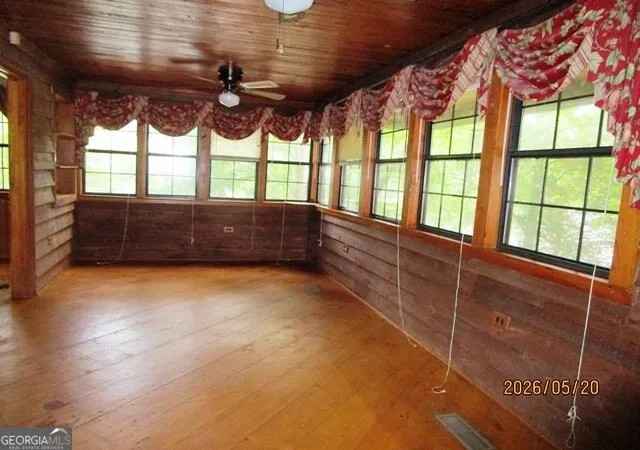 5th image of 729 N Lake Dr, Sandersville, GA 31082 | MLS# 10831351