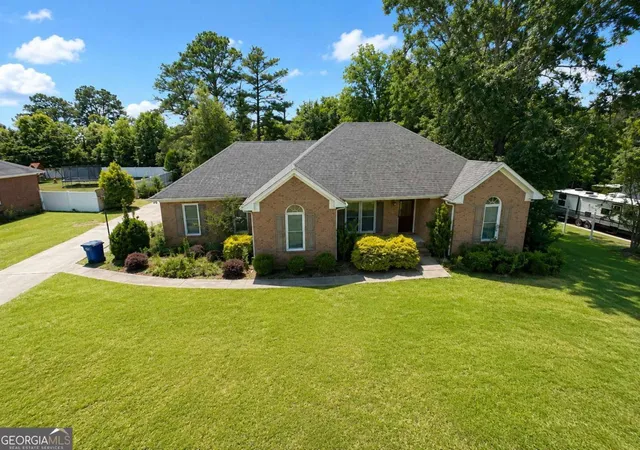 Photo 1 of Single family home for sale at 177 Timber Ridge Dr, Macon, GA 31216 | MLS# 10792634 | Listing updated on 2026-09-06