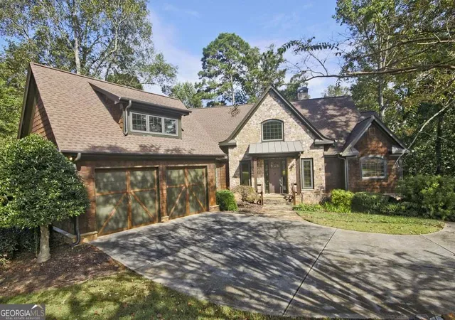 1st image of 194 Edgewater Trl S, Toccoa, GA 30577 | MLS# 10618556