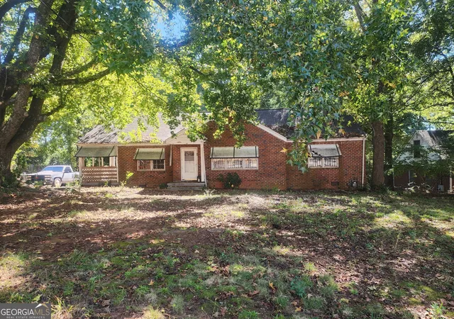 Photo 1 of Single family home for sale at 680 Fayetteville Rd Se, Atlanta, GA 30316 | MLS# 10878146 | Listing updated on 2026-10-23