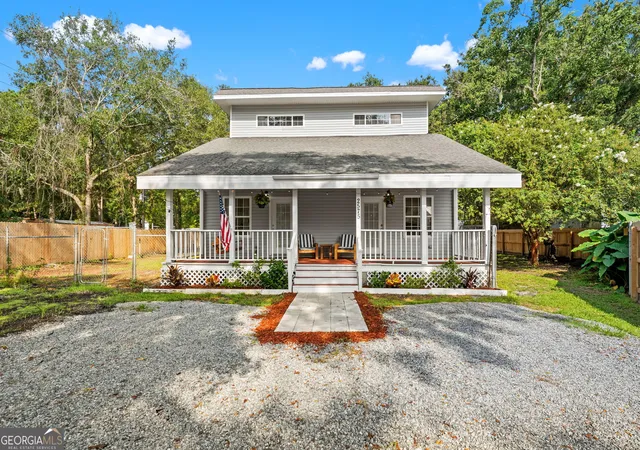 Photo 2 of Single family home for sale at 2575 Douglas Dr, St. Marys, GA 31558 | MLS# 10831294 | Listing updated on 2026-09-27