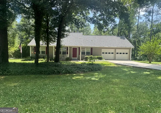 Homes for sale in Griffin, GA | 105 Delray Cir, Griffin, GA 30224 | MLS# 10776830