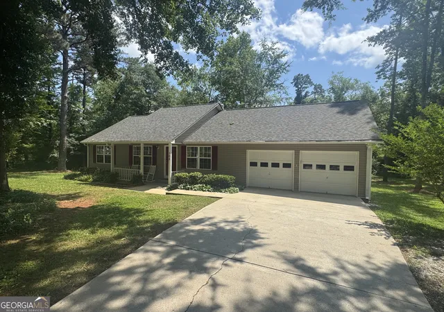 Homes for sale in Griffin, GA | 105 Delray Cir, Griffin, GA 30224 | MLS# 10776830