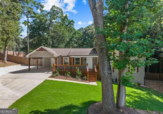 2nd image of 492 Rustic Ridge Cir, Lawrenceville, GA 30043 | MLS# 10830175