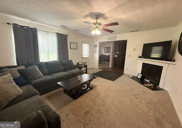 Photo 4 of Sale Pending at 6869 Lockley Ct, Rex, GA 30273 | MLS# 10818474 | Listing updated on 2026-08-25