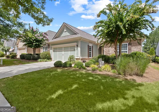 Photo 2 of Sale Pending at 810 Dusky Sap Ct, Griffin, GA 30223 | MLS# 10704410 | Listing updated on 2026-08-31