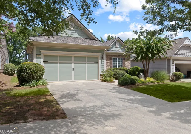 Photo 2 of Sale Pending at 810 Dusky Sap Ct, Griffin, GA 30223 | MLS# 10704410 | Listing updated on 2026-08-31