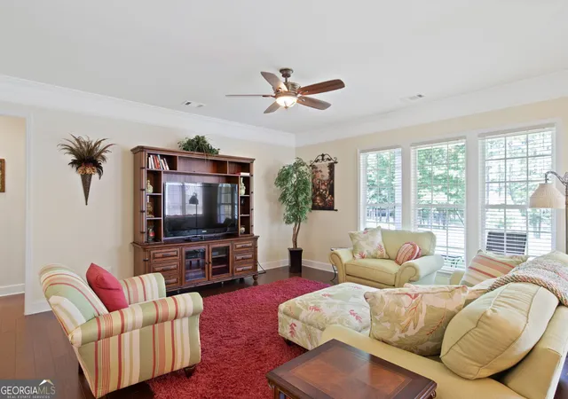 Photo 4 of Sale Pending at 810 Dusky Sap Ct, Griffin, GA 30223 | MLS# 10704410 | Listing updated on 2026-08-31