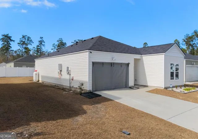 Photo 3 of Single family home for sale at 151 Franklins Walk, Rincon, GA 31326 | MLS# 10664727 | Listing updated on 2026-02-10