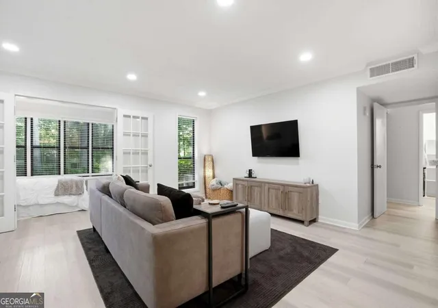 image of 709 Summit North Dr Ne #709, Atlanta, GA 30324 | MLS# 10769120