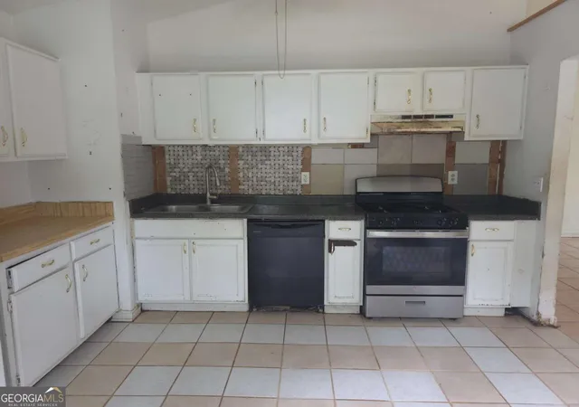 Photo 4 of Single family home for sale at 2051 Harrison Ridge Ct, Lawrenceville, GA 30044 | MLS# 10812152 | Listing updated on 2026-09-12