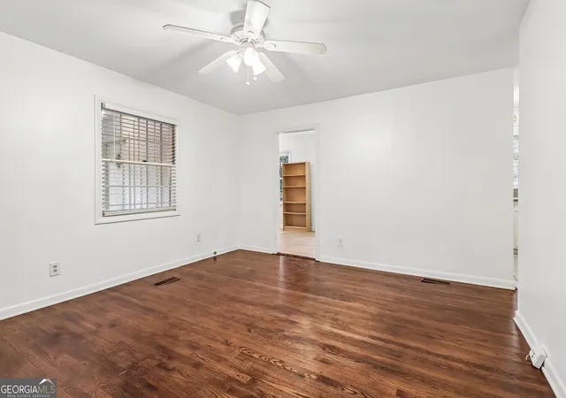 5th image of 923 Verdi Wy, Clarkston, GA 30021 | MLS# 10785073