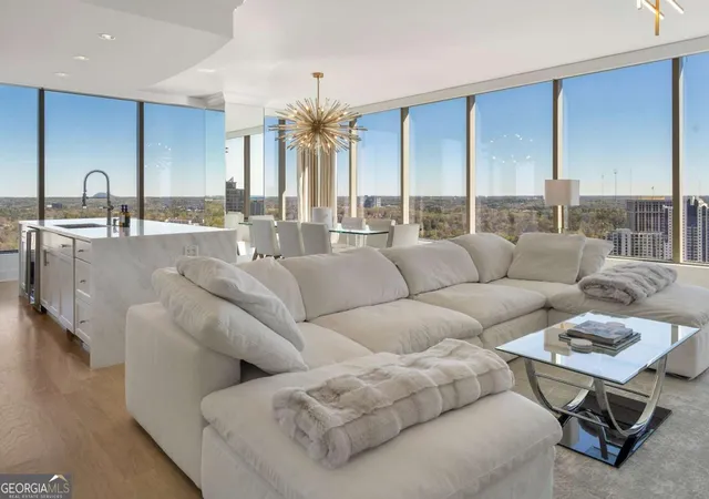 2nd image of 3630 Peachtree Rd Ne #2204, Atlanta, GA 30326 | MLS# 10720737