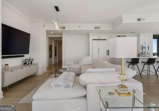 5th image of 3630 Peachtree Rd Ne #2204, Atlanta, GA 30326 | MLS# 10720737